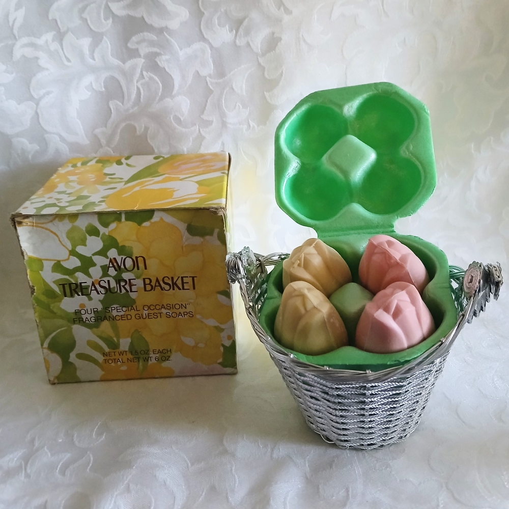 Avon Treasure Basket Soap Set